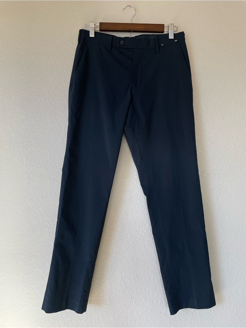 Uniqlo Women’s Navy Performance Trousers Straight Leg Lightweight Pants 10 - Picture 1 of 8